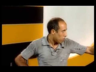 مصرى يتحدى جاكى شان فى فن الحركات # المصرى أم الاجنبى