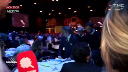 Jean-Luc Mélenchon : Un caméraman de Quotidien violemment bousculé par son service d’ordre (Vidéo)