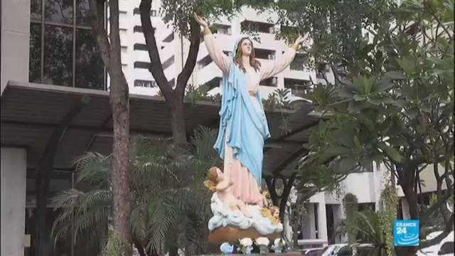 Catholics in Thailand tend to Burmese refugees