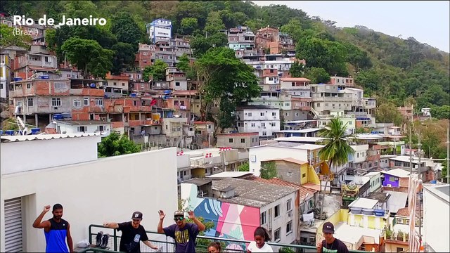 M, Toumani Diabate, Sidiki Diabaté, Fatoumata Diawara - Solidarité [Extended Version] (Santigold, Hiba Tawaji...