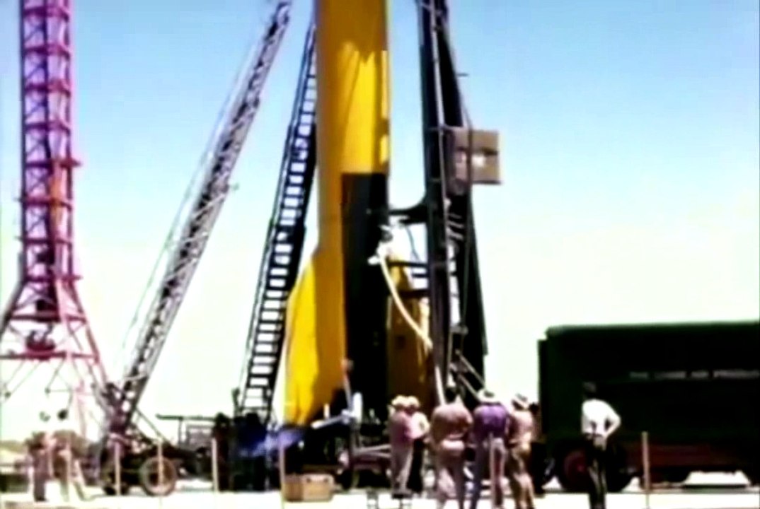 First V-2 Rocket Launch at White Sands Proving Ground, New Mexico (16 April 1946)