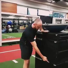 Sauter à 130cm du sol sans élan un vrai record