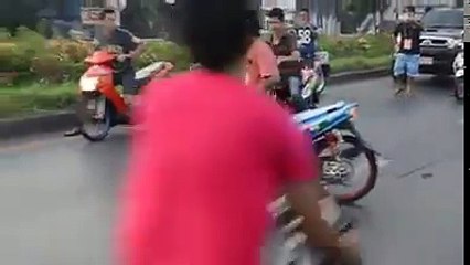INSIDER THAILAND-Teen off the road for racing motor