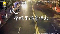 Bus driver moves a motorcycle into the middle of traffic