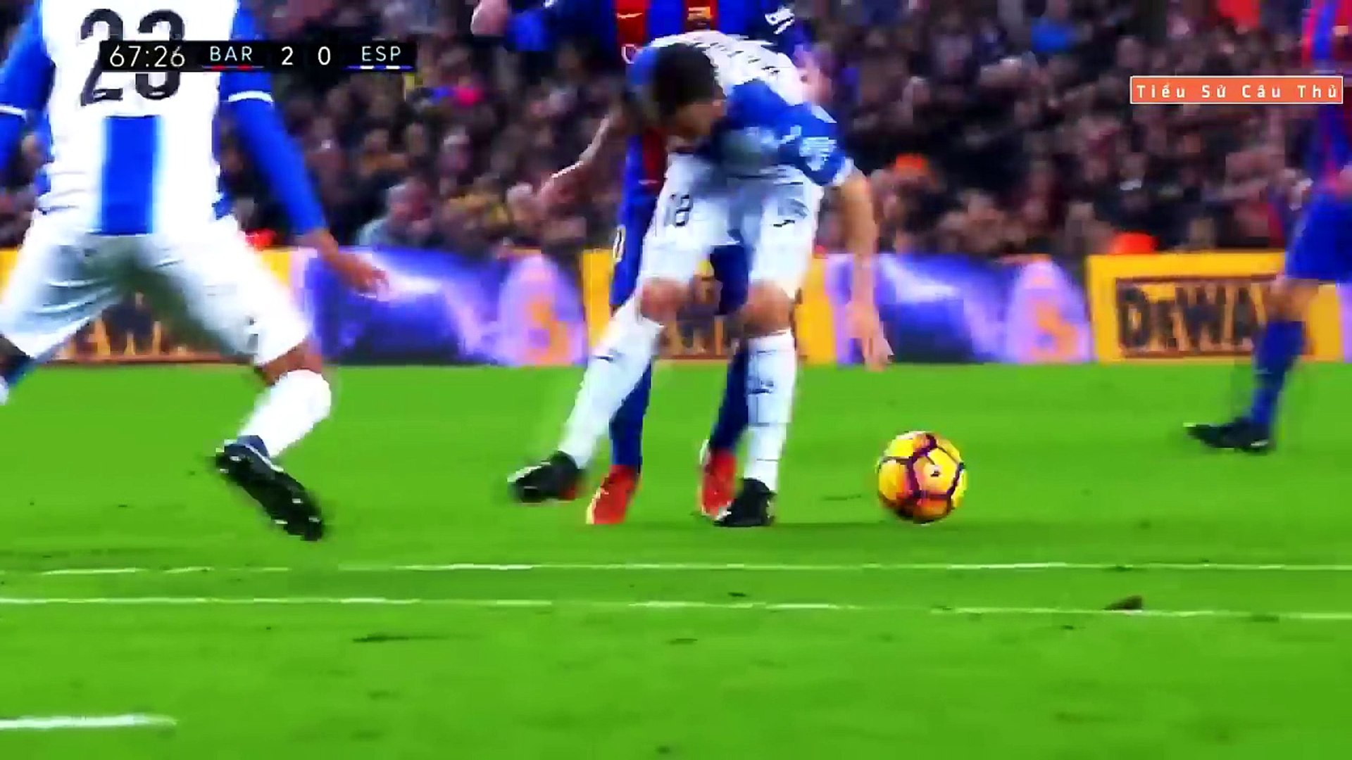 ⁣Top 20 solo live hits of football of messi