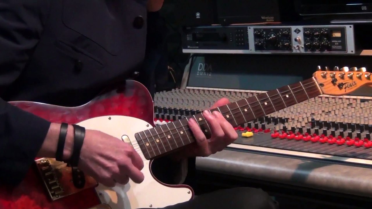 Guitar - Daniel Lombardi