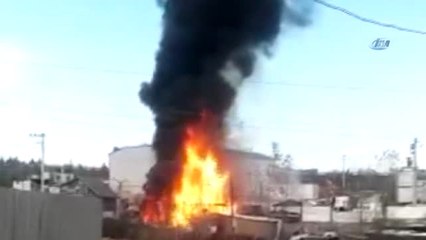 Parfüm Fabrikasının Deposu Alev Alev Yandı