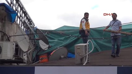 Sakarya Havalandırma Boşluğuna Düşen İşçi Kurtarıldı