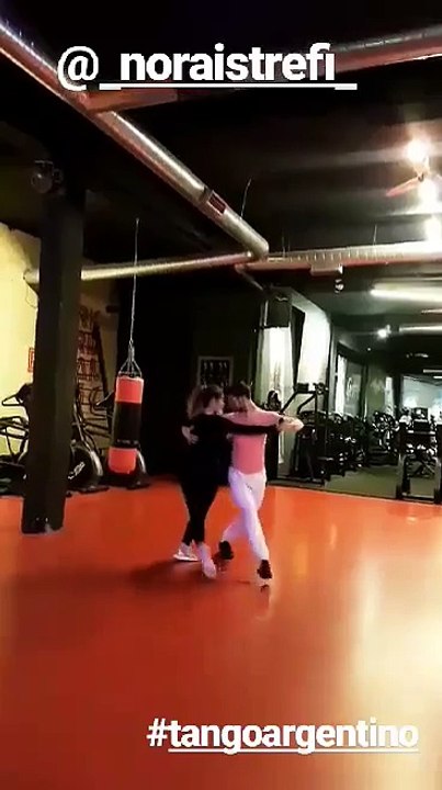 Nora duke mesuar vallezimin tango