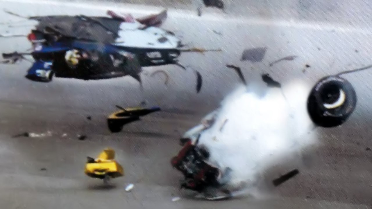 Kenny Brack almost fatal accident at Texas (7 June 2003) THE MOST