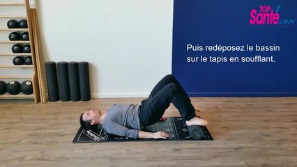 Pilates : l’exercice du bridge sur foam roller pour se renforcer