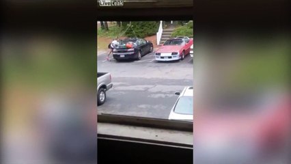 Elle se fait écraser par la maîtresse de son mari