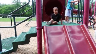2 YEAR OLD SON RUNS AWAY FROM MOMMY AT THE PARK!!