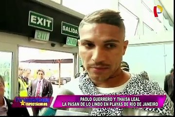 Paolo Guerrero y Thaísa Leal se lucen juntos en las playas de Brasil