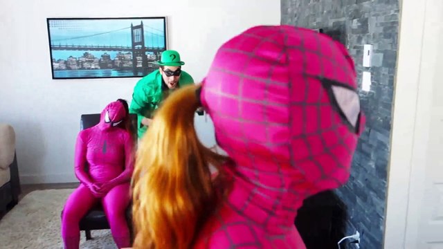 Pink Spidergirl Twins vs The Riddler! Sisters are Kidnapped! Fun Superhero Movie in Real Life | Superheroes | Spiderman | Superman | Frozen Elsa | Joker