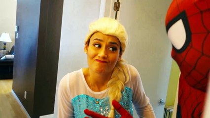 Tải video: Spiderman & Frozen Elsa vs Joker! Joker Poo & Fart Prank! Funny Superhero Movie in Real Life  -) | Superheroes | Spiderman | Superman | Frozen Elsa | Joker