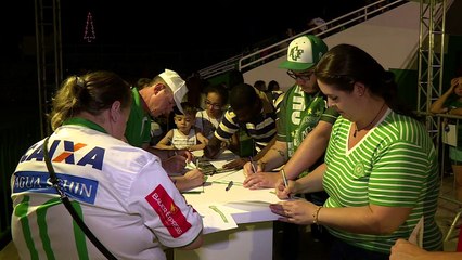 Chapecó honra seus heróis