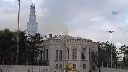 İstanbul Üniversitesi'nde Yangın Çıktı