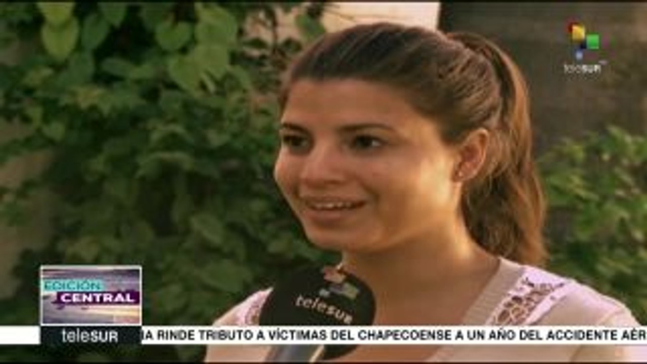 Cuba: Fidel confió a la juventud el futuro de la Revolución