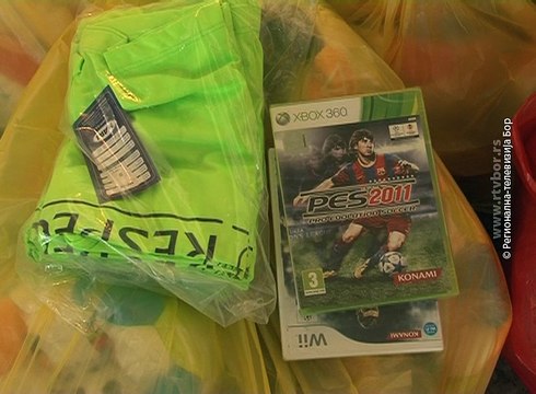 Sportski rekviziti za sve osnovne škole u Boru, 29. novembar 2017 (RTV Bor)