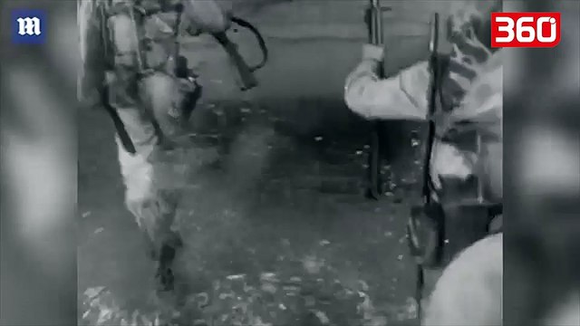 Pamje mjaft te rralla nga lufta 2 boterore kur Amerika lufton per te rifituar nje ishull nga Japonia (360video)