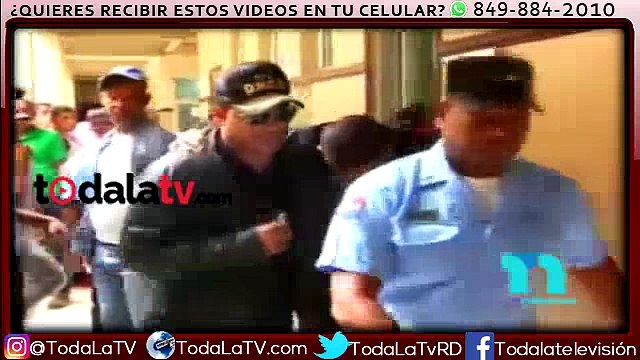 Agentes son acusados de ponerle drogas a jóvenes inocentes en San Juan-Telenoticias-Video