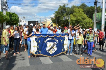 Скачать видео: Câmara de Cajazeiras lidera manifestação em frente à Energisa