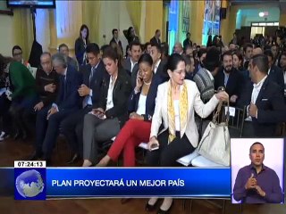 Presidente Lenín Moreno entregó plan de desarrollo