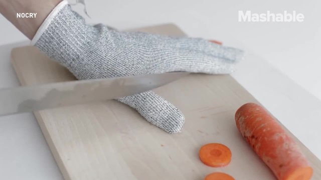 Avoid kitchen accidents with these cut resistant gloves