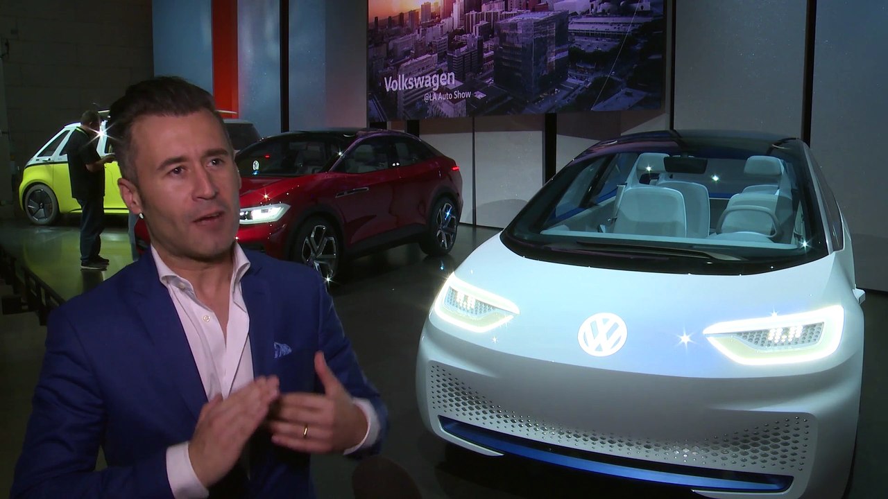 VW auf der 2017 Los Angeles Auto Show - Marco Pavone, VW Leiter Außendesign