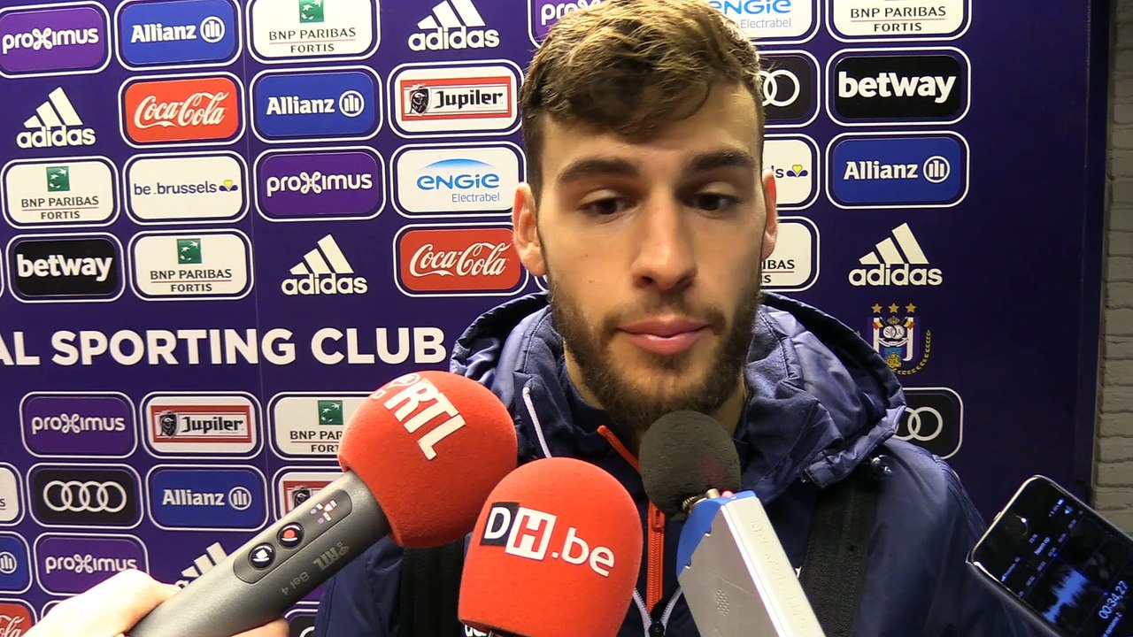 Massimo Bruno: "Oui je reçois un coup au visage"