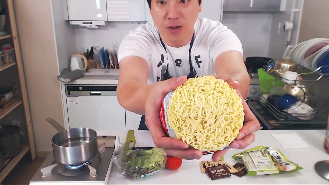 [Review]Dressing Noodle Oriental Flavor!! How did they make such flavors! [ENG SUB]-wijp4EF2-oY