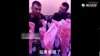 同学聚会被羞辱的体无完肤 最后终于逆袭了