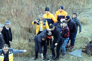 Erzincan'da Yolcu Otobüsü Şarampole Yuvarlandı, 1 Ölü 10 Yaralı