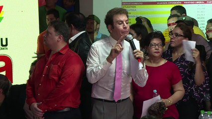 Hernández al frente en Honduras, Nasralla desconoce resultados