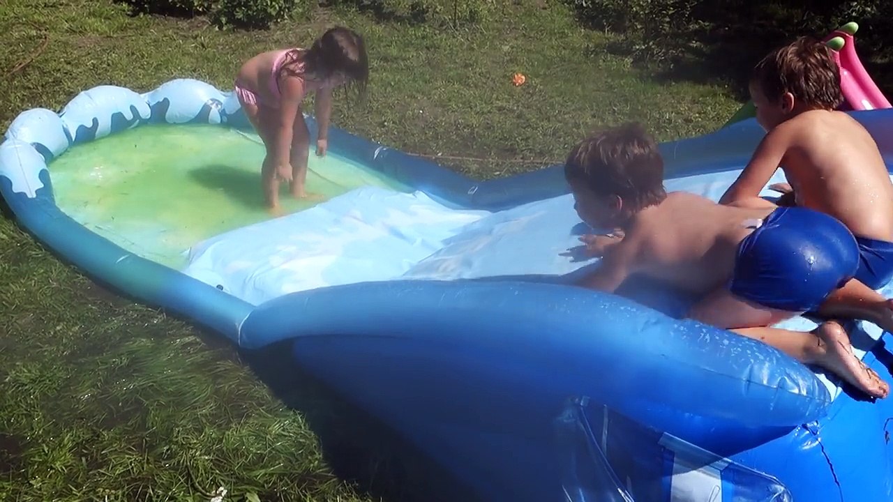 Baby nice day with slide and slime for kids children toddlers Meke slideshows-qtHaCPSdfBg