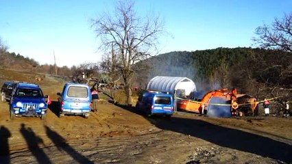 Yangın Sonrası Haber Alınamayan 5 Kişiyi Arama Çalışmaları Sürüyor