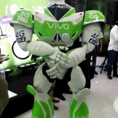 Un robot danseur aux mouvements sensuels étonnamment fluides