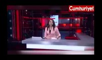 CNN Türk spikerinin canlı yayındaki talihsiz anları