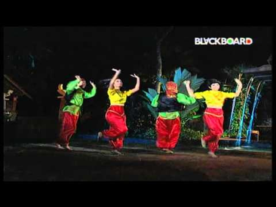 TANDA CINTA - MEGGI Z