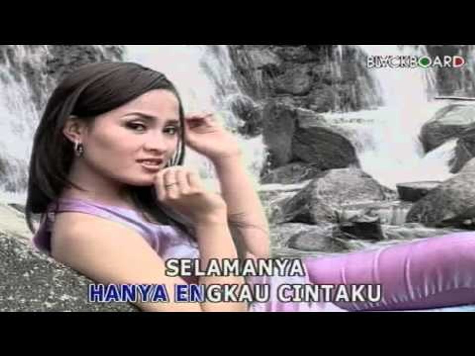 DELIA PARAMITHA - BERDUA   DUA
