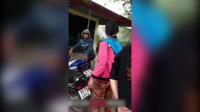 Chồng ngoại tình tiếp tay cho bồ nhí đánh vợ, còn liên tục mắng chửi: Mày ngu thì mày chết