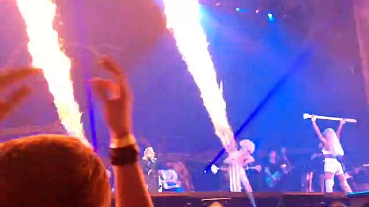 Helene Fischer Zürich 21.10.14 Feuerwerk