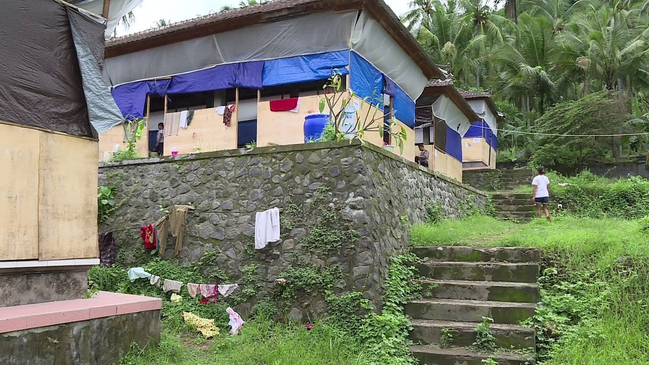 Volcan à Bali: des dizaines de milliers d'habitants évacués