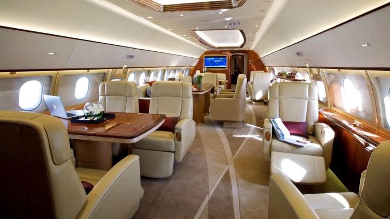 Best Visualization Tools - Luxurious Private Charter Boeing 747 -  MUST SEE