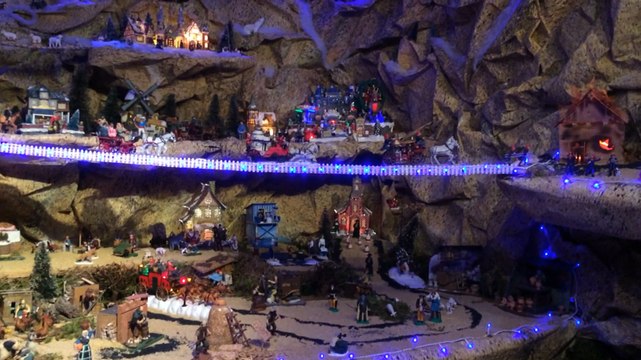 La vitrine animée de Jean-Luc et Paulette Blérioz à la Chaume