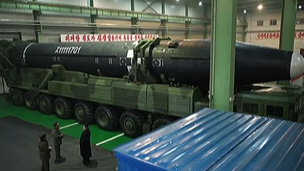 Corea del Norte difunde imágenes de misil balístico