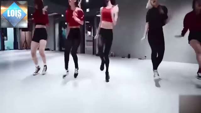 To Just for Laughs Gags- Little Boy Flashes All The Girls -