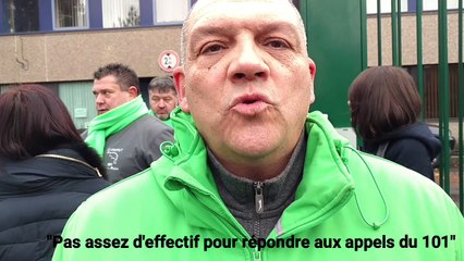 "Vous êtes en danger!" Les opérateurs du service d'urgence 101 ne sont pas assez nombreux.