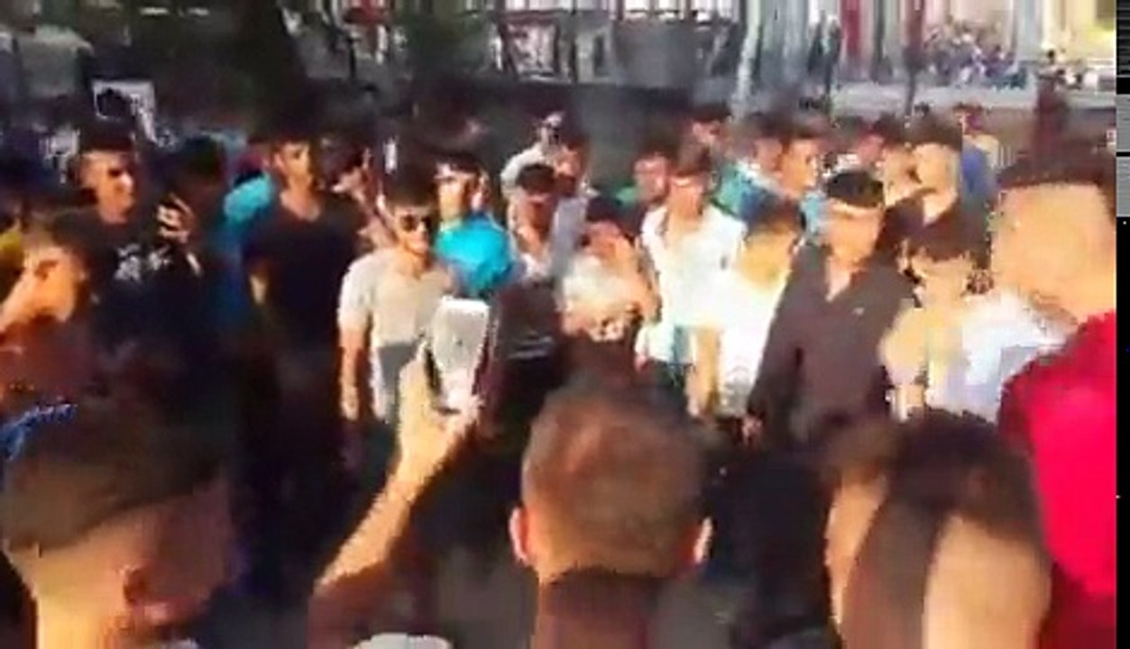 İzmir Fuar'ında Dans Kapışması